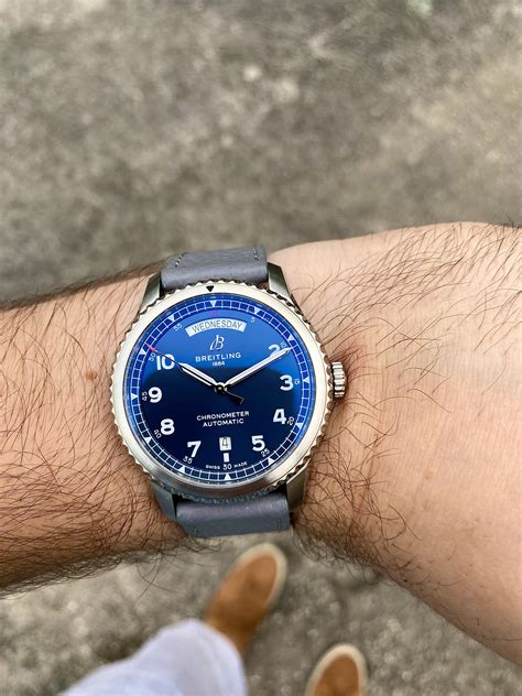 breitling aviator 8 day date